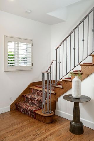 1331 Hoover Street, Menlo Park, CA 94025