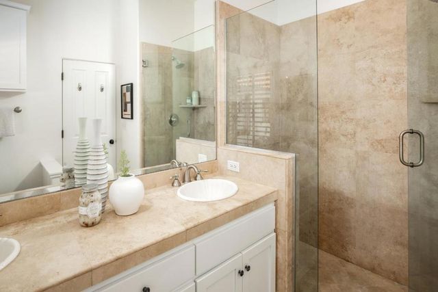 1331 Hoover Street, Menlo Park, CA 94025