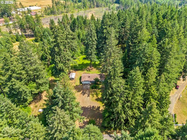 23560 SUTTLE Rd, Veneta, OR 97487