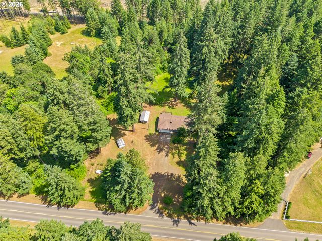 23560 SUTTLE Rd, Veneta, OR 97487