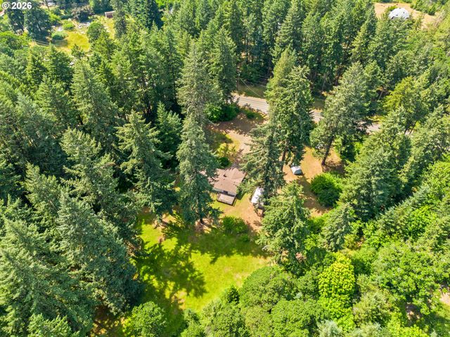 23560 SUTTLE Rd, Veneta, OR 97487