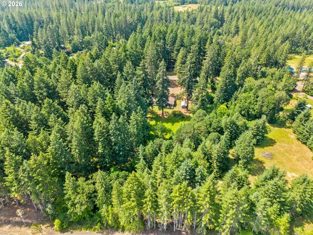 23560 SUTTLE Rd, Veneta, OR 97487