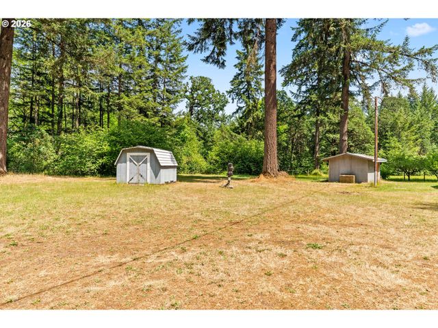 23560 SUTTLE Rd, Veneta, OR 97487