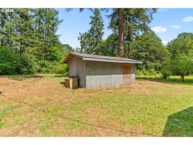 23560 SUTTLE Rd, Veneta, OR 97487