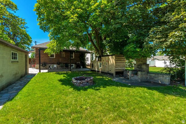 90 W 7500 S, Midvale, UT 84047