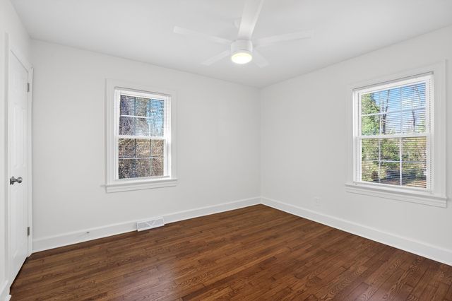 111 Oakleaf Drive, Spartanburg, SC 29301