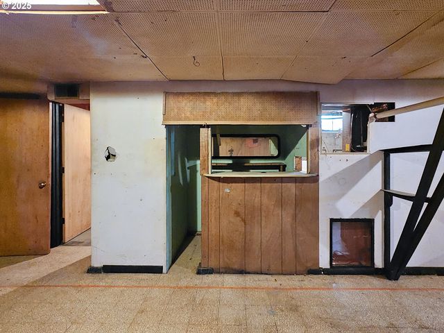 7750 N DECATUR St, Portland, OR 97203