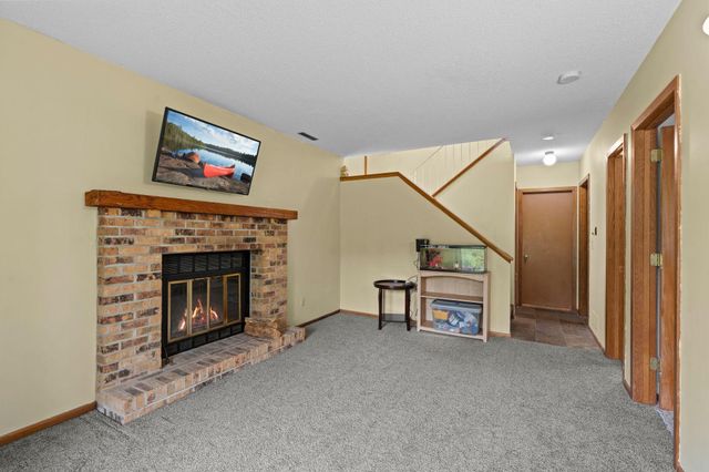 5189 Beachside Drive, Hopkins, MN 55343