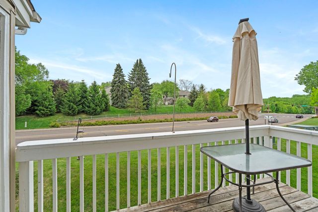 5189 Beachside Drive, Hopkins, MN 55343