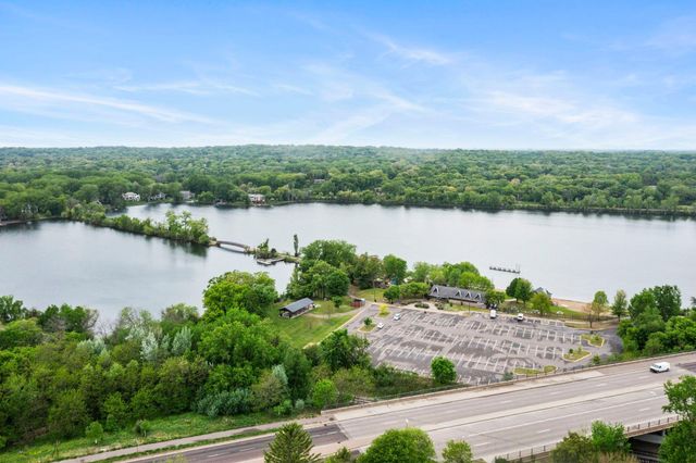 5189 Beachside Drive, Hopkins, MN 55343