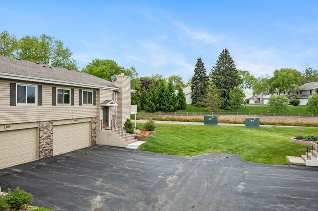 5189 Beachside Drive, Hopkins, MN 55343