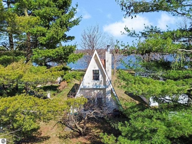 3775 W Cedar Lake Road, Greenbush, MI 48738