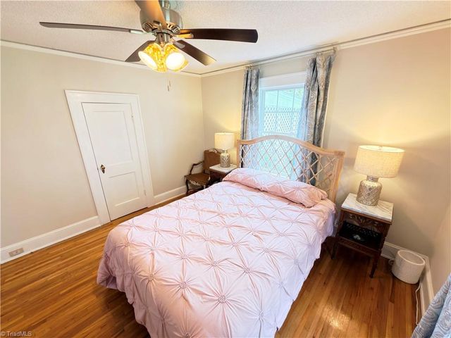 971 N Bridge Street, Elkin, NC 28621