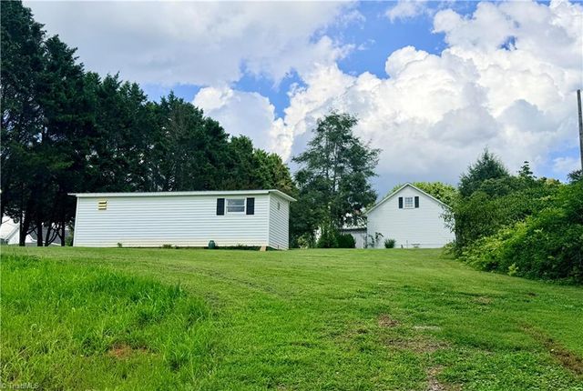 971 N Bridge Street, Elkin, NC 28621