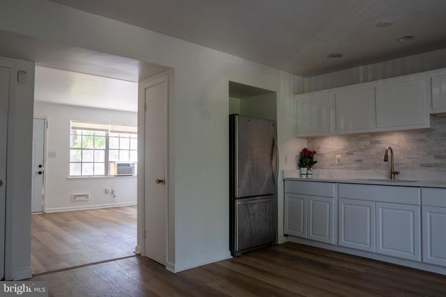 4766 MELBOURNE RD, Baltimore, MD 21229