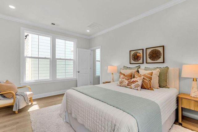 7353 Longtown Drive, Hanahan, SC 29410