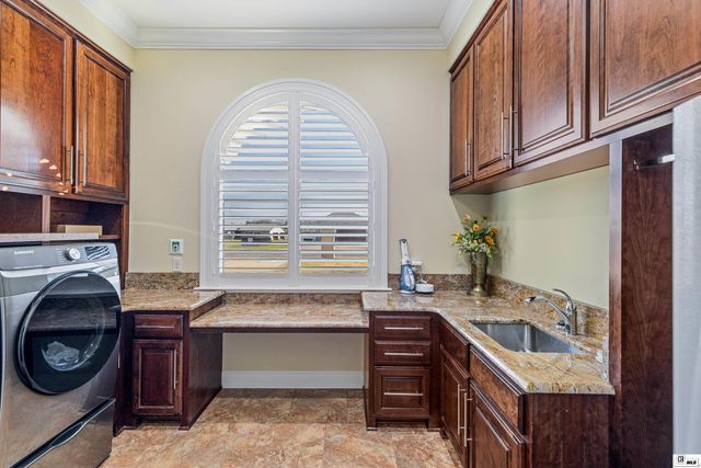 125 CHEROKEE TRAIL, Delhi, LA 71232