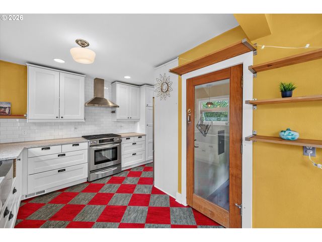 7430 Sw 76TH Ave, Portland, OR 97223