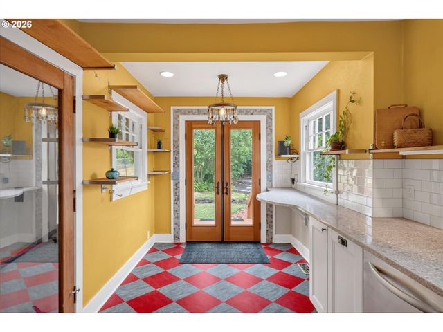 7430 Sw 76TH Ave, Portland, OR 97223