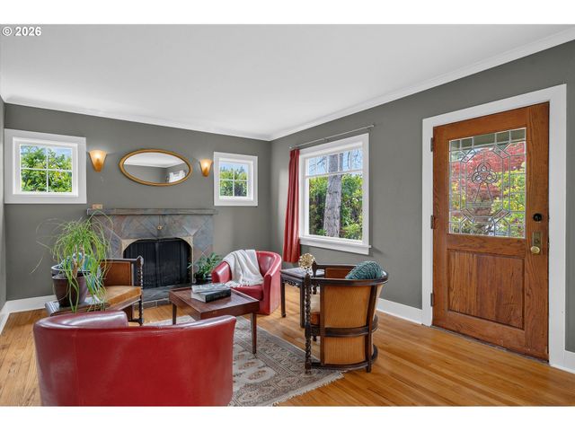 7430 Sw 76TH Ave, Portland, OR 97223