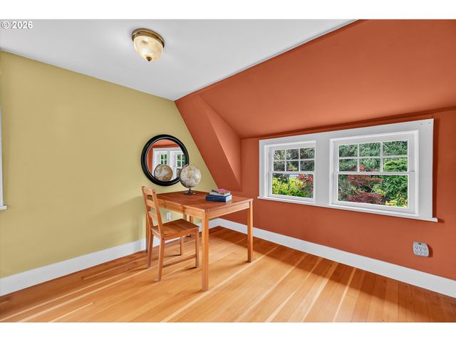 7430 Sw 76TH Ave, Portland, OR 97223