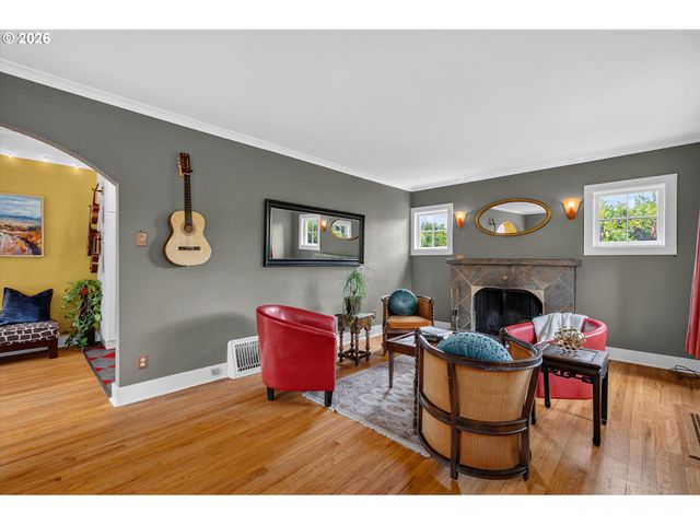 7430 Sw 76TH Ave, Portland, OR 97223
