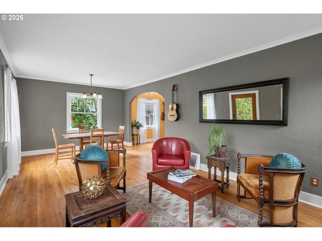 7430 Sw 76TH Ave, Portland, OR 97223
