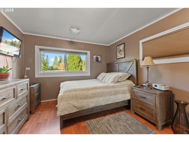 19115 HIGHWAY 42, Camas Valley, OR 97416