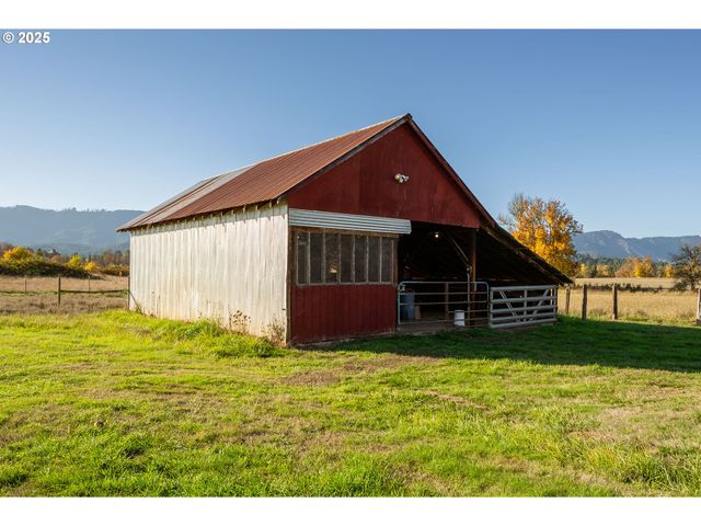 19115 HIGHWAY 42, Camas Valley, OR 97416