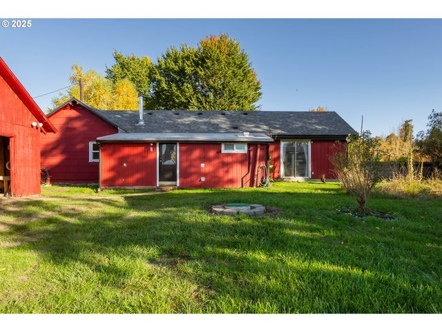 19115 HIGHWAY 42, Camas Valley, OR 97416