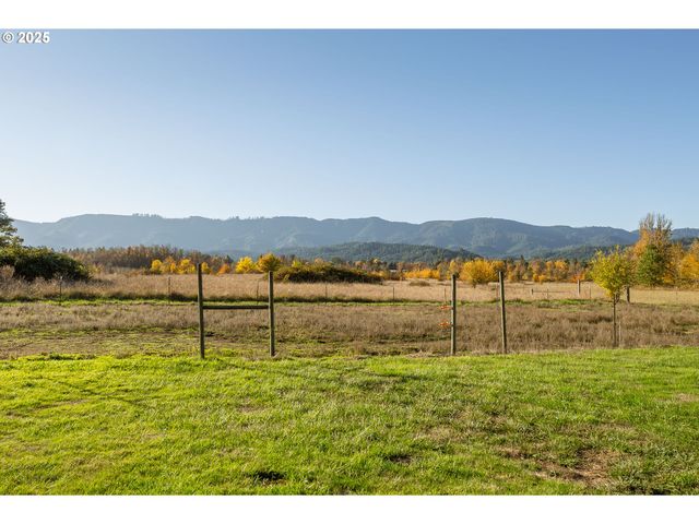 19115 HIGHWAY 42, Camas Valley, OR 97416