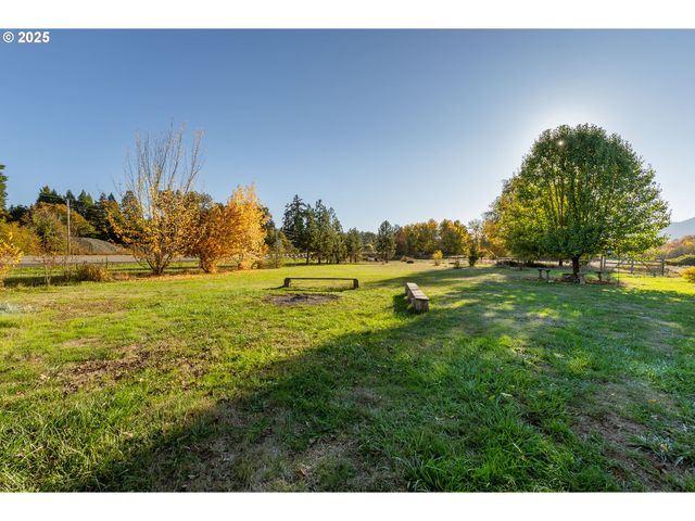 19115 HIGHWAY 42, Camas Valley, OR 97416
