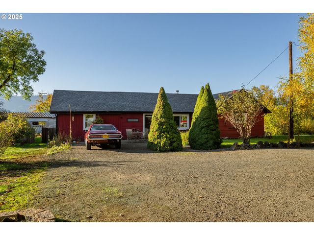 19115 HIGHWAY 42, Camas Valley, OR 97416