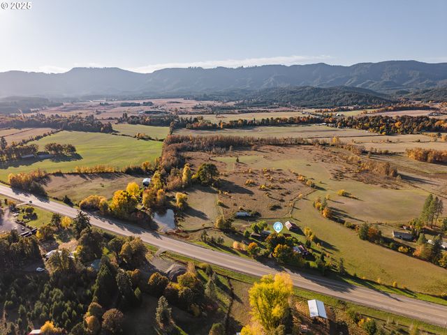 19115 HIGHWAY 42, Camas Valley, OR 97416