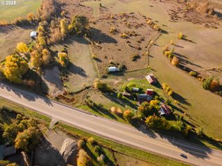 19115 HIGHWAY 42, Camas Valley, OR 97416