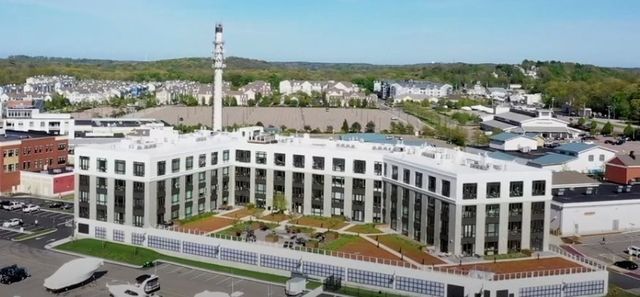 10 Shipyard Drive 313, Hingham, MA 02043