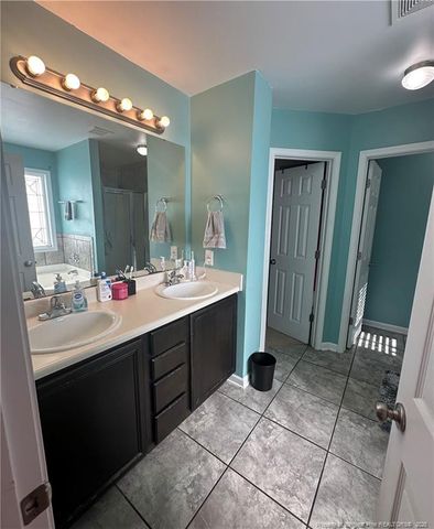 2108 Sir Michael Drive, Hope Mills, NC 28348