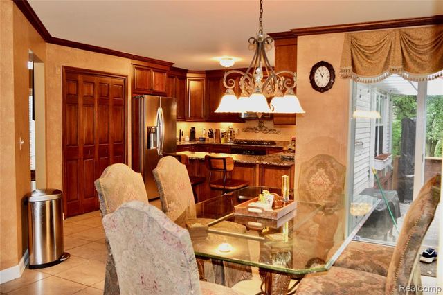 5311 Sandalwood Court, Grand Blanc, MI 48439