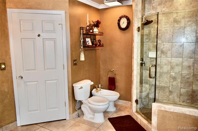 5311 Sandalwood Court, Grand Blanc, MI 48439