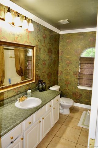 5311 Sandalwood Court, Grand Blanc, MI 48439