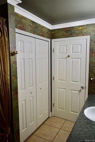5311 Sandalwood Court, Grand Blanc, MI 48439