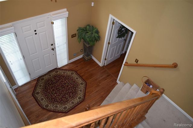 5311 Sandalwood Court, Grand Blanc, MI 48439
