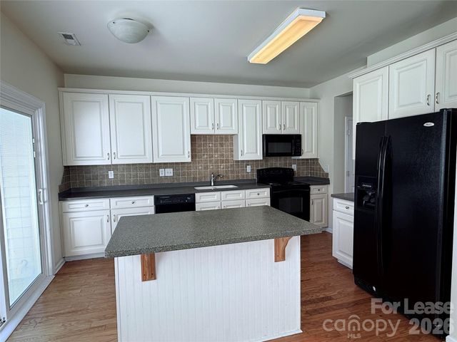 7549 Bluff Point Lane, Denver, NC 28037
