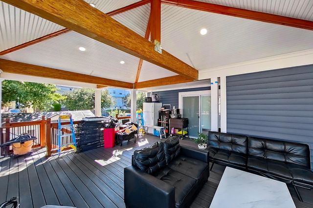 64 VAN HOUTEN PL, Belleville, NJ 07109