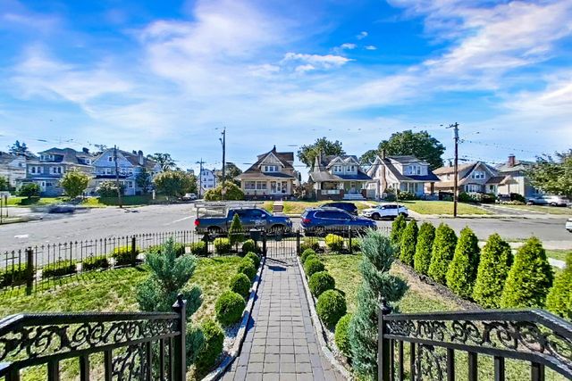 64 VAN HOUTEN PL, Belleville, NJ 07109