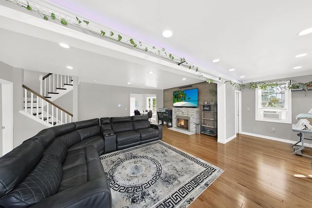 64 VAN HOUTEN PL, Belleville, NJ 07109