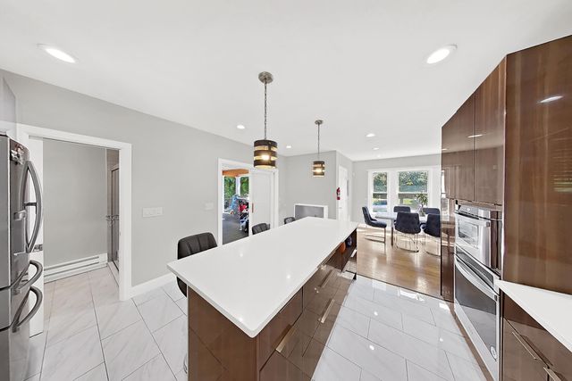 64 VAN HOUTEN PL, Belleville, NJ 07109