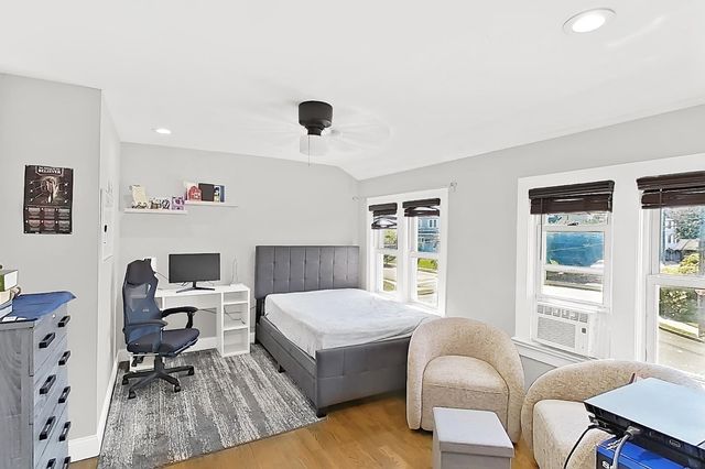 64 VAN HOUTEN PL, Belleville, NJ 07109