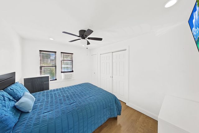 64 VAN HOUTEN PL, Belleville, NJ 07109