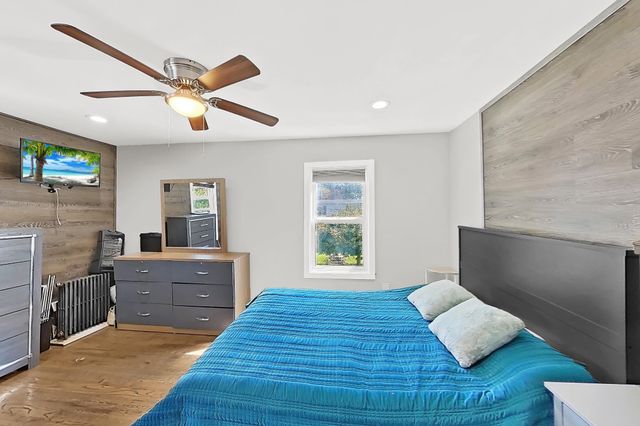 64 VAN HOUTEN PL, Belleville, NJ 07109